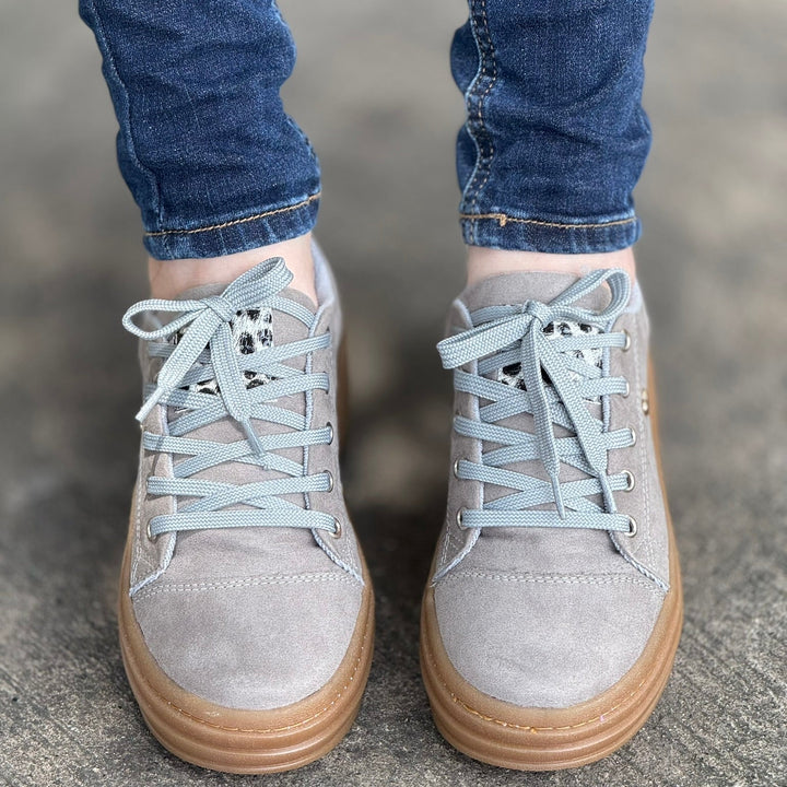 gid://shopify/MediaImage/24532742701150