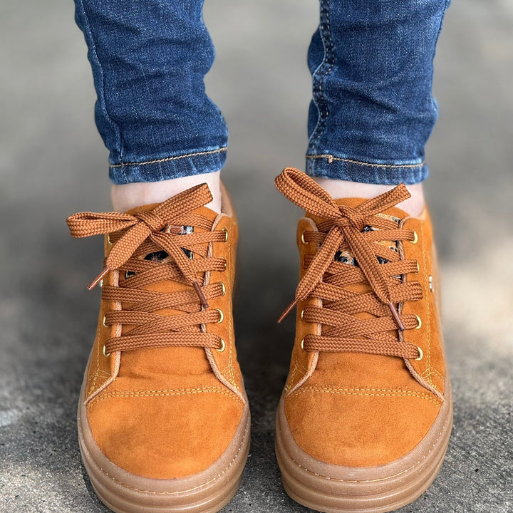 gid://shopify/MediaImage/24532742766686